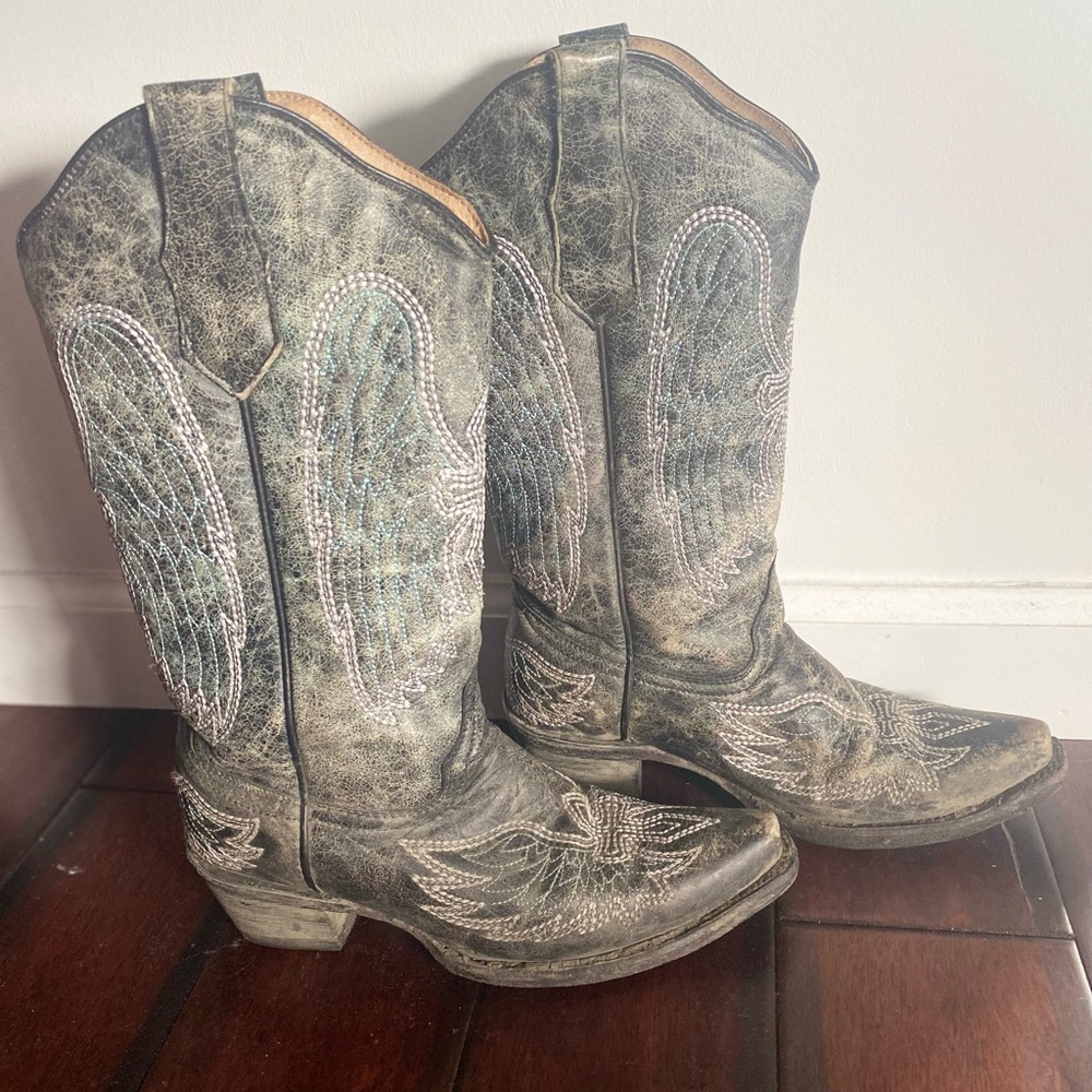 Women’s Circle G by Corral Black Leather w/ Wings